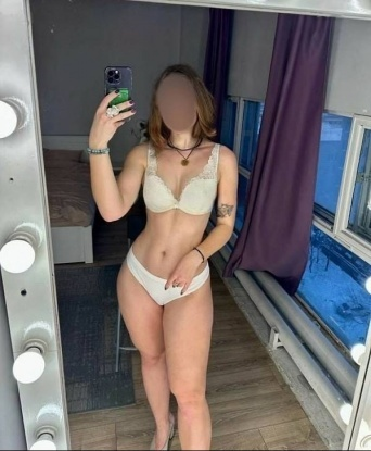 Карина, 21 год, 2 размер груди